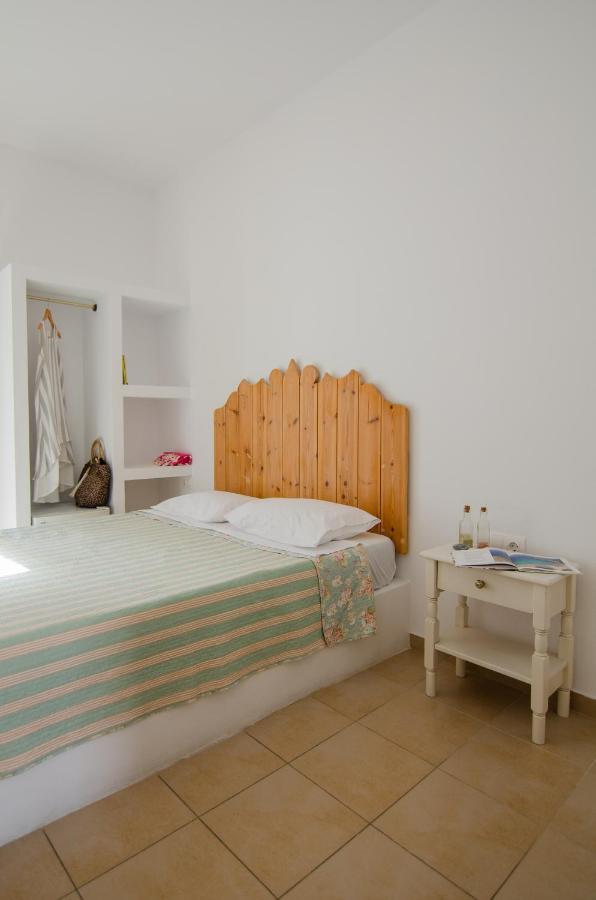 Marias Rooms Ios Exteriör bild
